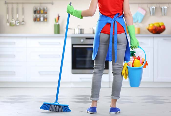 What Tools Do Expert Cleaners Use